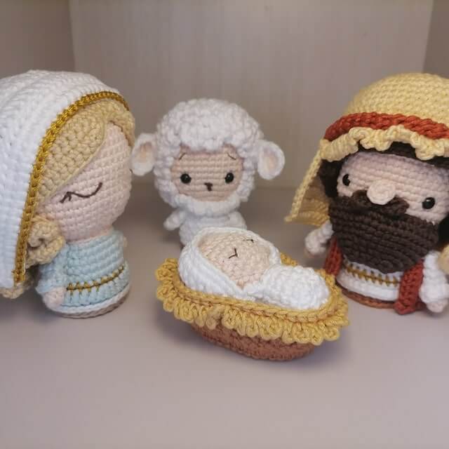 Mini Jesus Crochet Pattern – Fast Crochet