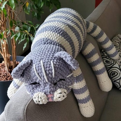 Sleeping Cat Crochet Pattern photo review