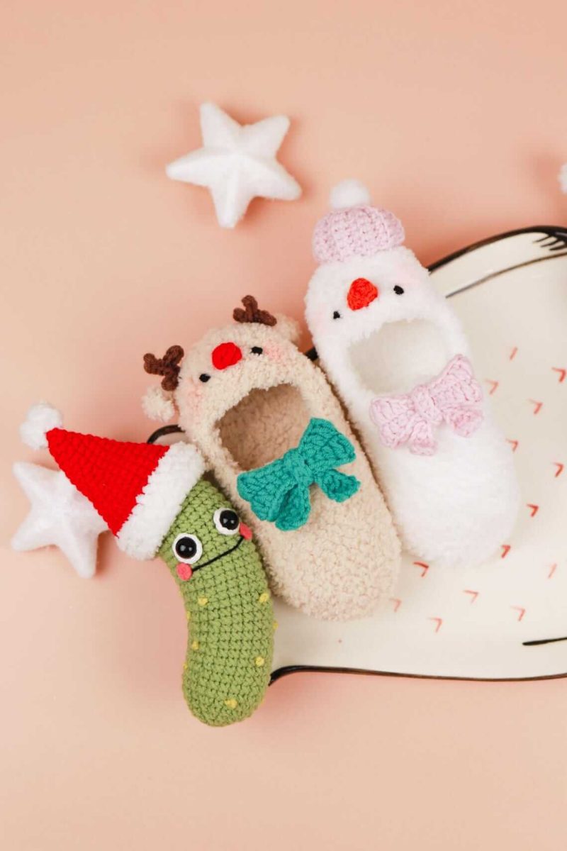 Christmas Pickle and Costumes Crochet Pattern - Image 4
